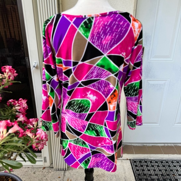 LUCKY BRAND. Colorful Top, embellished w/ Rhinestones. Size L. - Picture 5 of 11